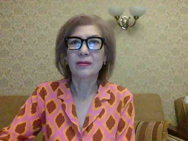 ElegantLady00 webcam