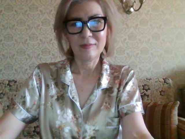 ElegantLady00 webcam