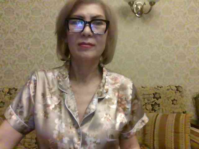 ElegantLady00 webcam