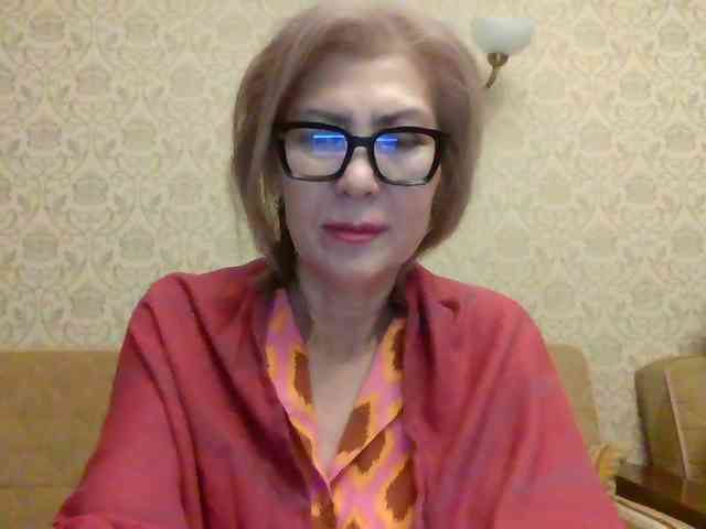 ElegantLady00 webcam
