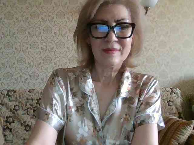 ElegantLady00 webcam