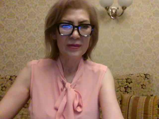 ElegantLady00 webcam