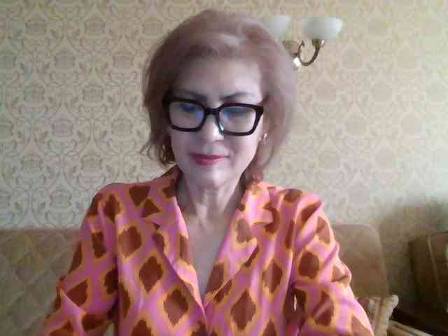 ElegantLady00 webcam