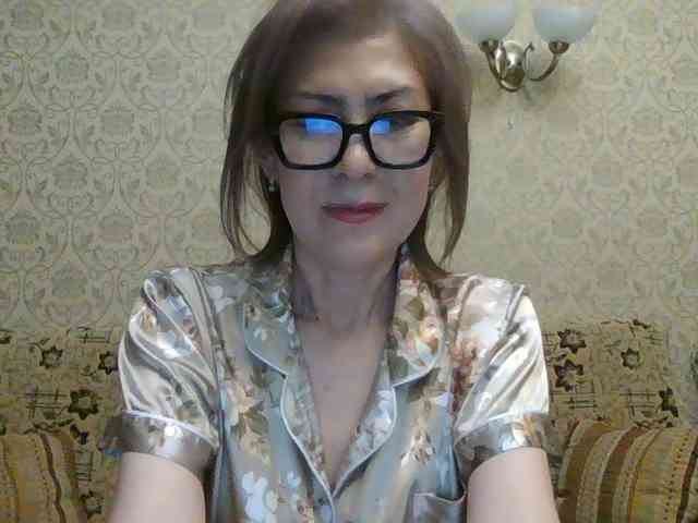 Elegant00Lady