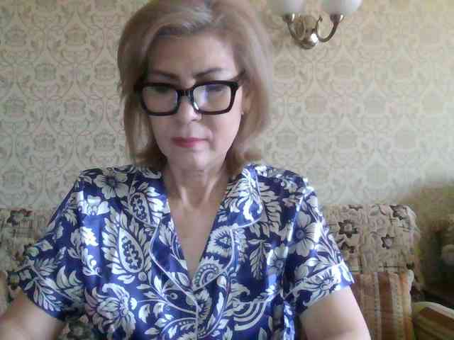 ElegantLady00 webcam