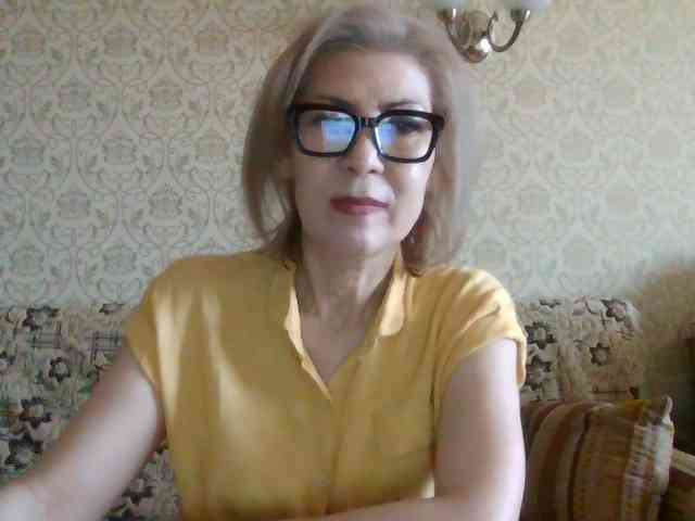 Elegant00Lady live female cam on bongacams