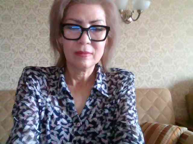 ElegantLady00 webcam