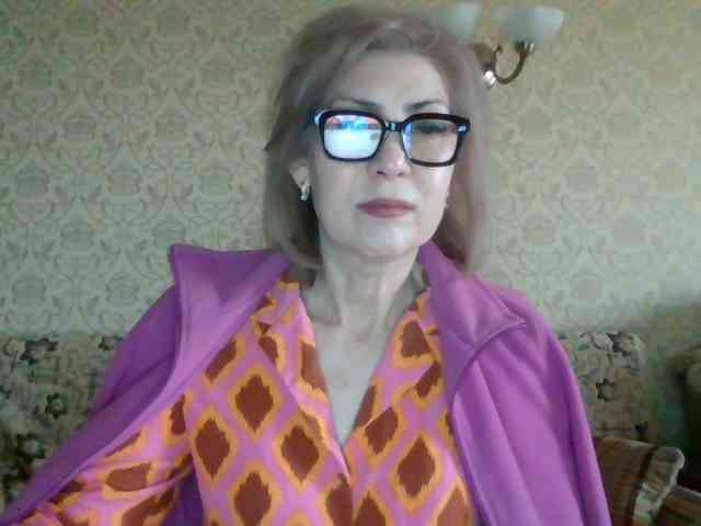 Elegant00Lady