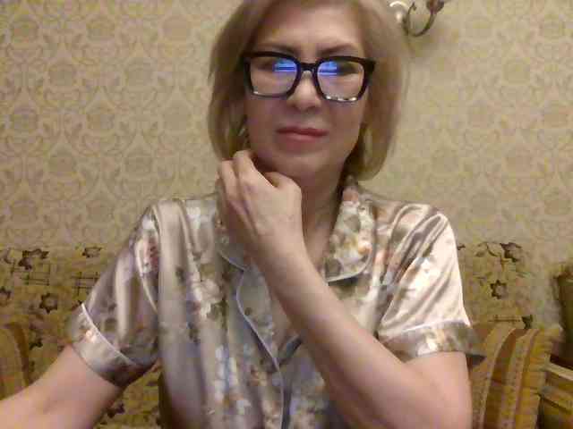 ElegantLady00 webcam