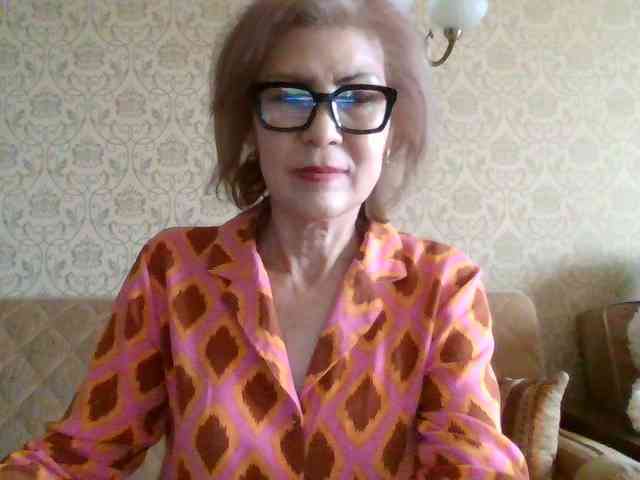 ElegantLady00 webcam