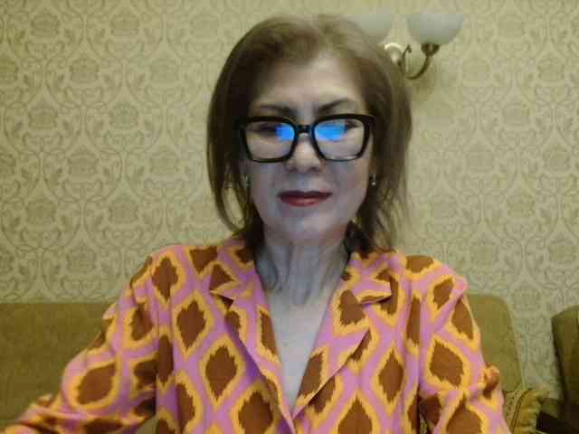 ElegantLady00 webcam