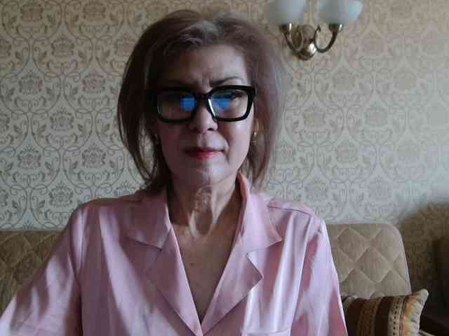 ElegantLady00 webcam