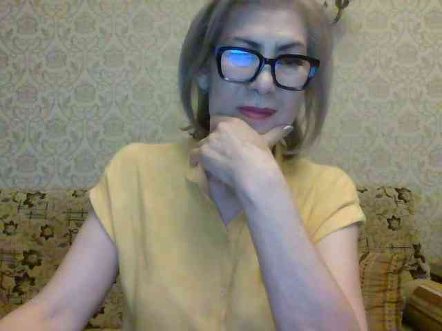 Elegant00Lady live female cam on bongacams