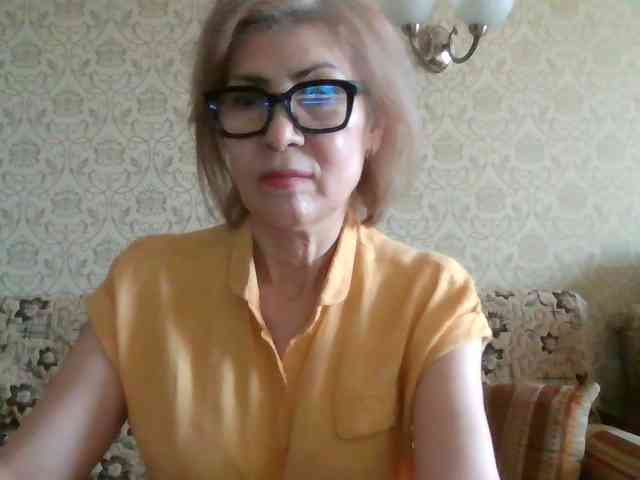ElegantLady00 webcam