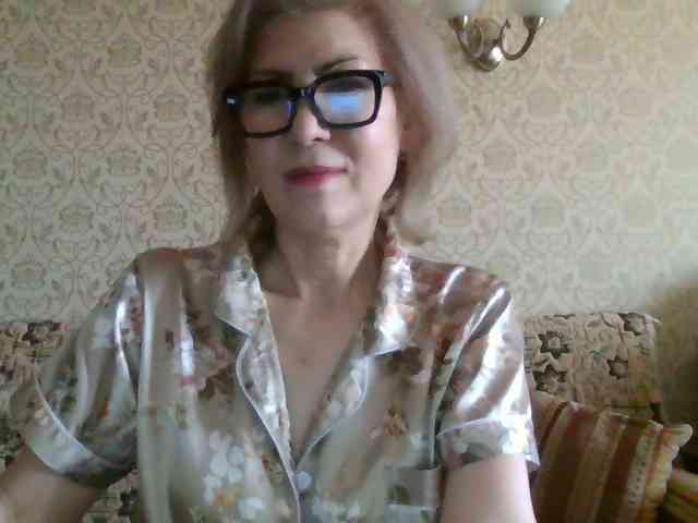ElegantLady00 webcam