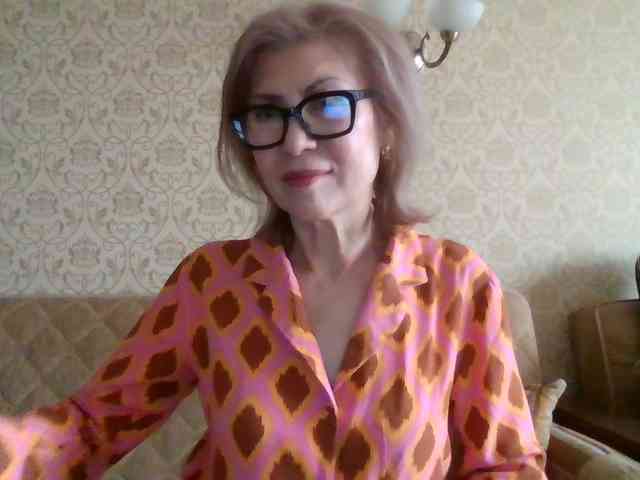 ElegantLady00 webcam
