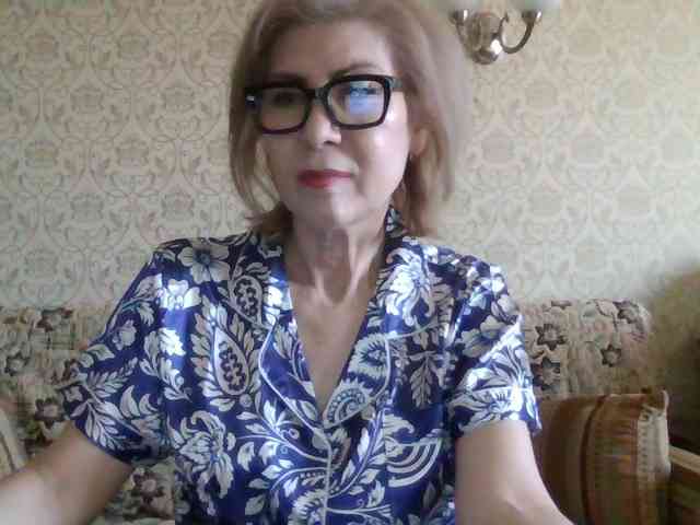 ElegantLady00 webcam