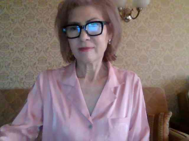 Modella: ElegantLady00
