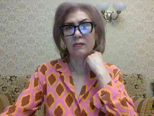 ElegantLady00 webcam