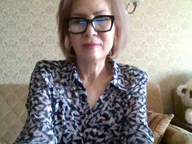 ElegantLady00 webcam
