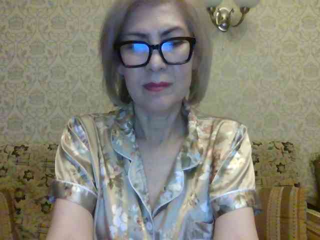 ElegantLady00 webcam