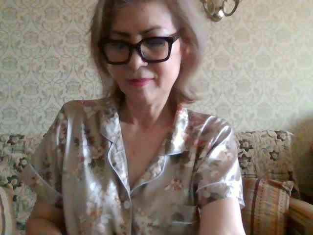 ElegantLady00 webcam