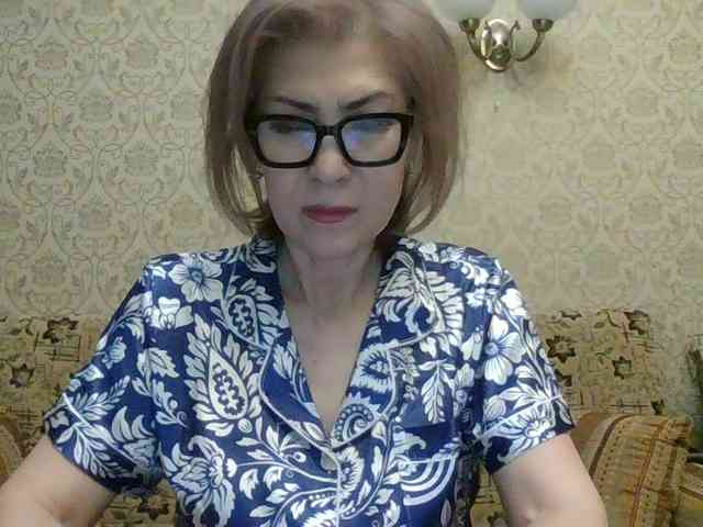 ElegantLady00 webcam