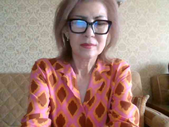 ElegantLady00 webcam