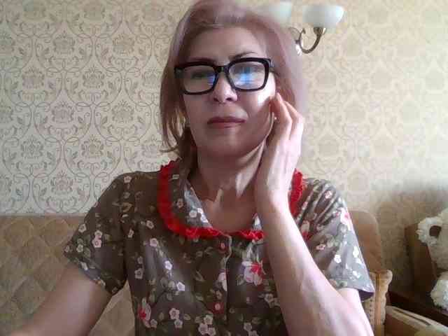 ElegantLady00 webcam