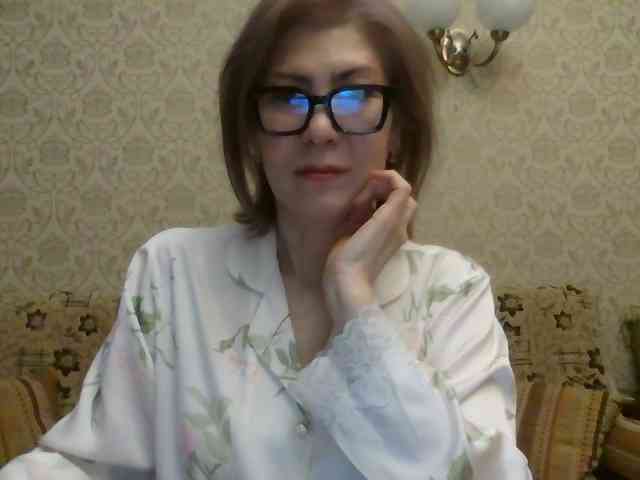 ElegantLady00 webcam