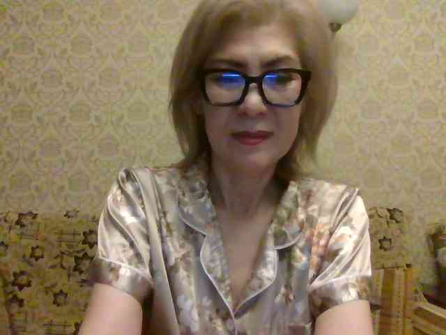 ElegantLady00 webcam