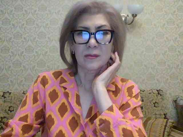 ElegantLady00 webcam