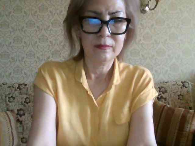 ElegantLady00 webcam