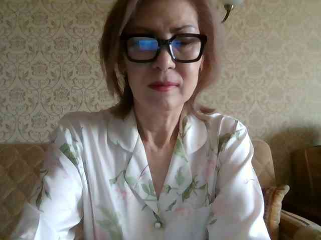 ElegantLady00 webcam