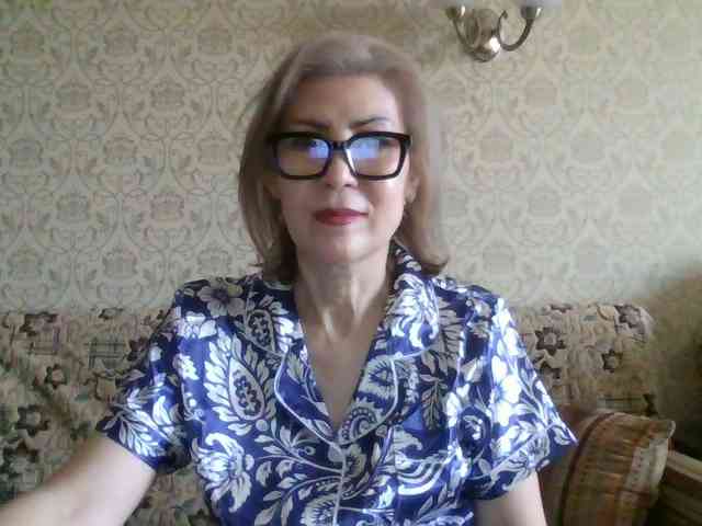 ElegantLady00 webcam