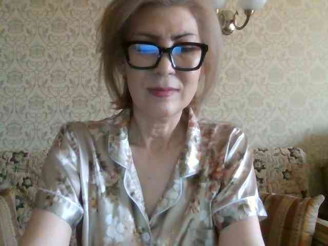 ElegantLady00 webcam