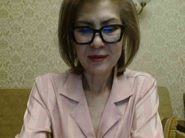 ElegantLady00 webcam