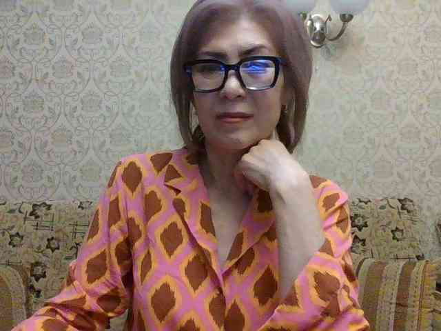 Elegant00Lady Live Webcam on BongaCams