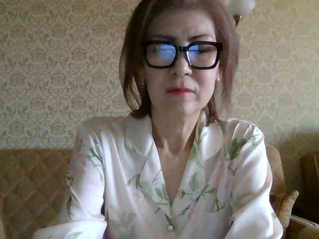 ElegantLady00 webcam