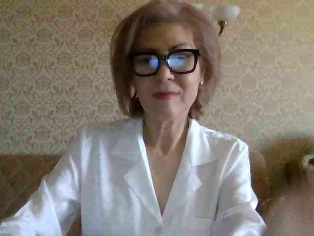 Modella: ElegantLady00