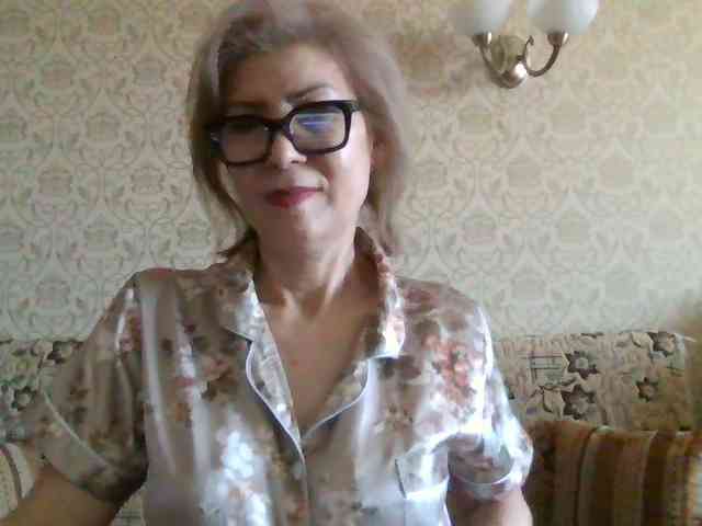 ElegantLady00 webcam