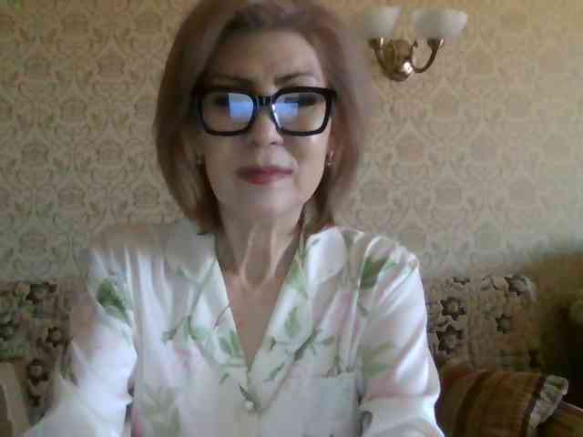 ElegantLady00 webcam