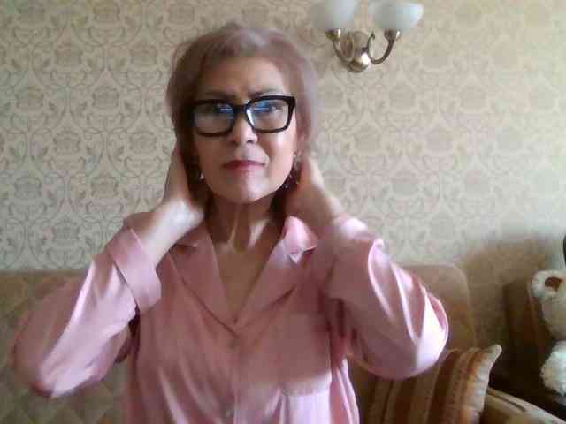 ElegantLady00 webcam