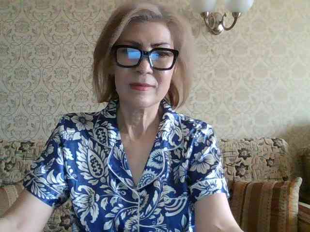 Модель: ElegantLady00