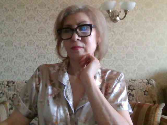 ElegantLady00 webcam