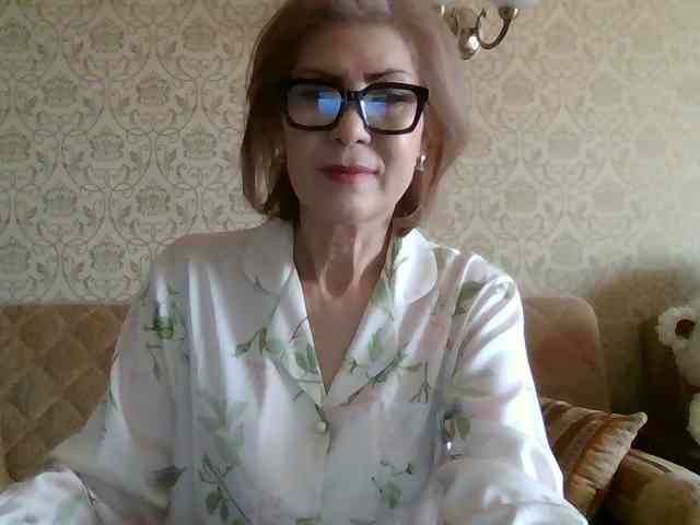 ElegantLady00 webcam