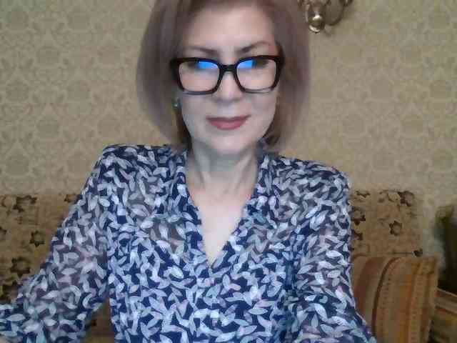 Elegant00Lady live female cam on bongacams
