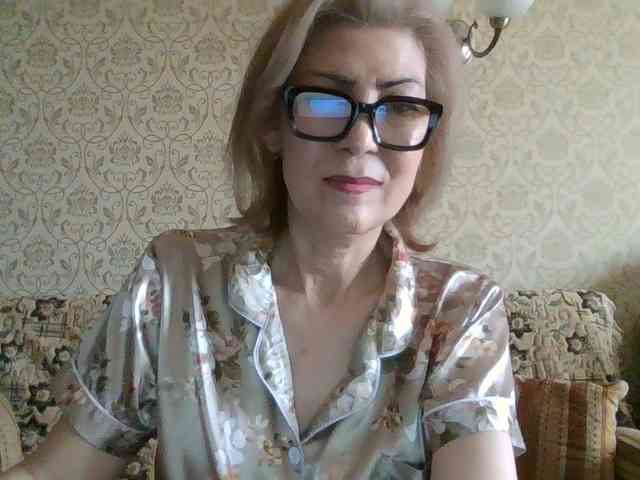ElegantLady00 webcam