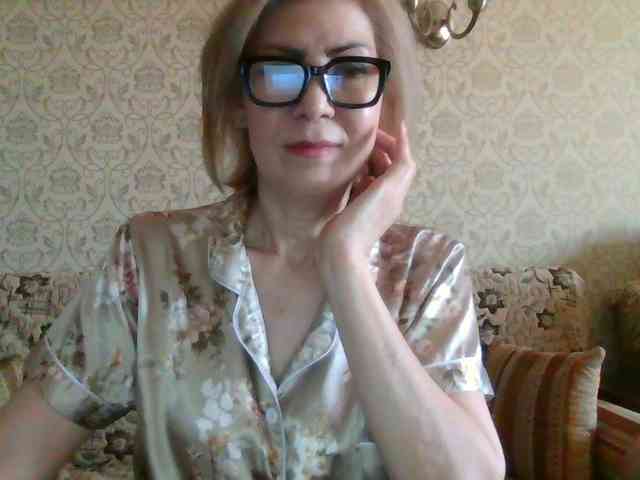 ElegantLady00 webcam