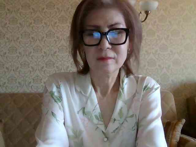 ElegantLady00 webcam